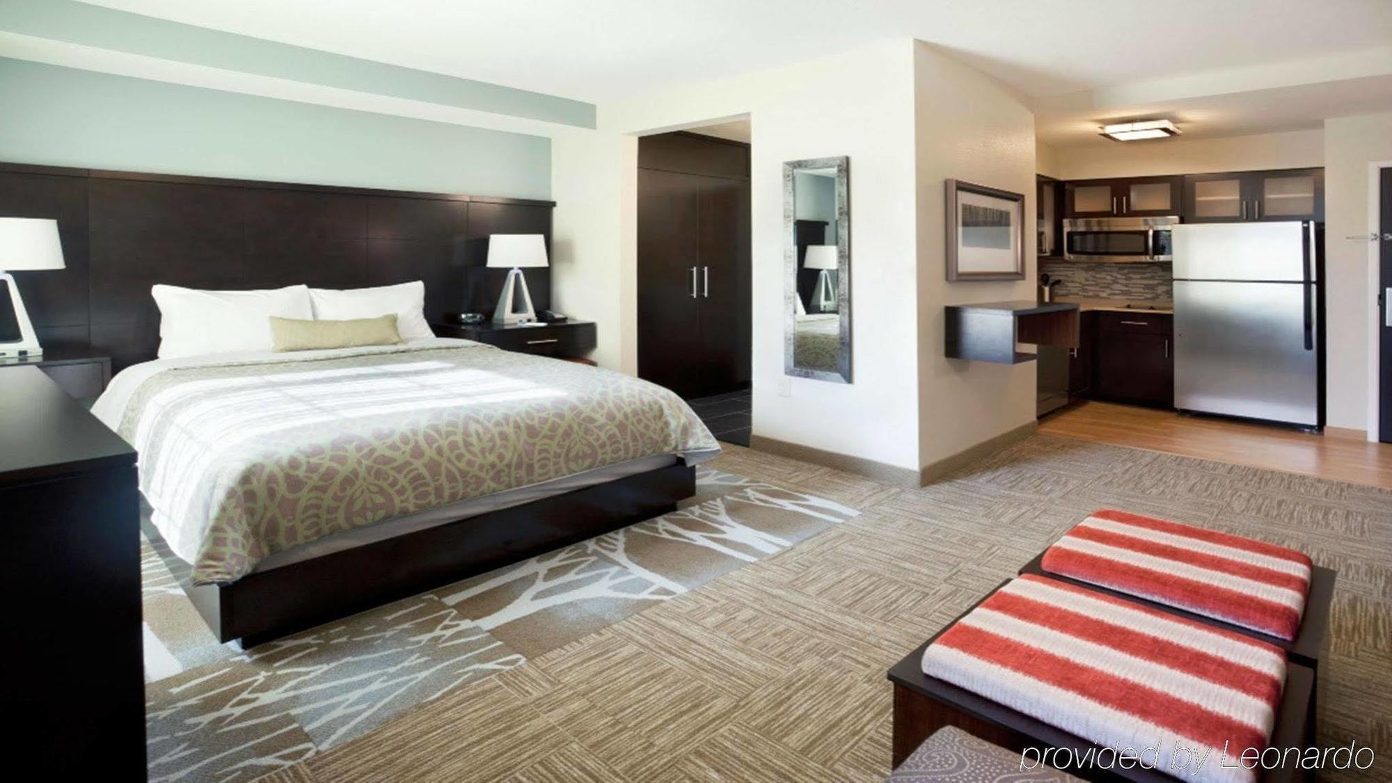 สเตย์ บริดจ์ สวีท อนาไฮม์ แอท เดอะ พาร์ค Hotel ภายนอก รูปภาพ